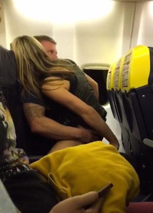 Airplane Passenger Gets Busted Cheating On His Pregnant Fiancee (5 pics)