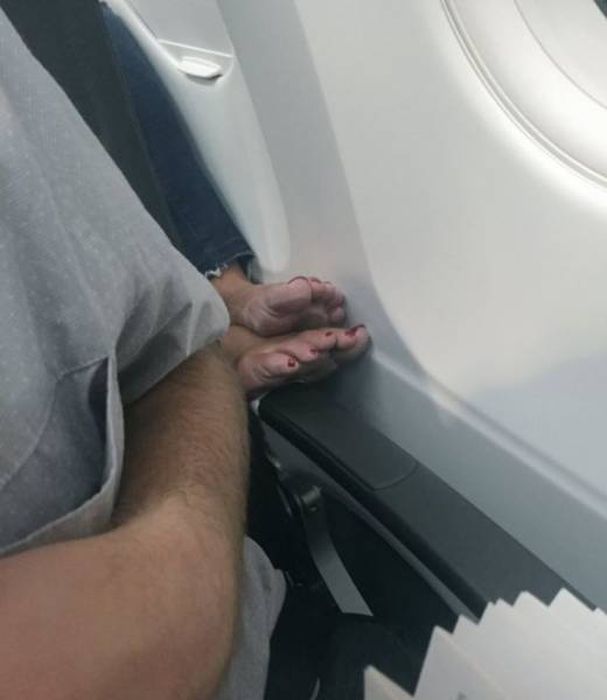 You Will Be Able To Feel The Cringe Invading Your Brain (52 pics)
