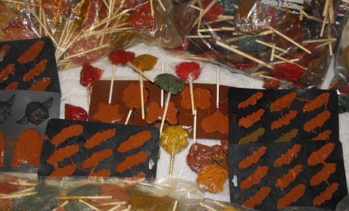 Texas Police Find 600 Pounds Of Lollipops Laced With Meth (5 pics)
