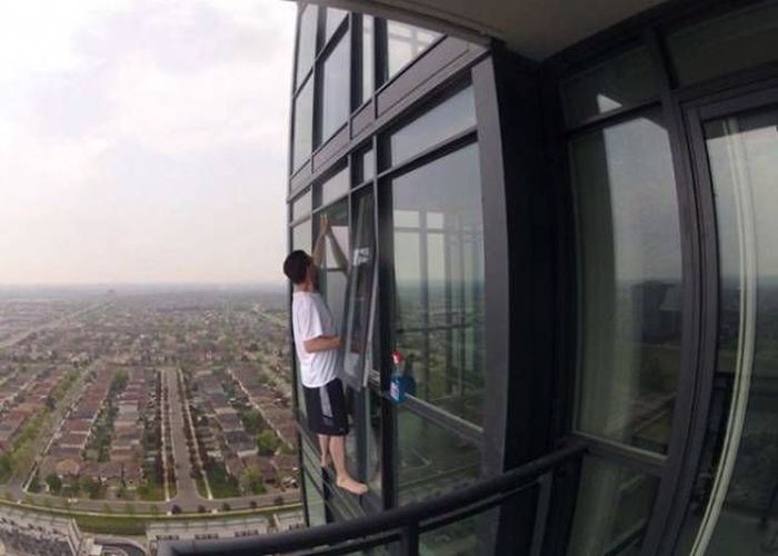 People Who Laughed As They Looked Fear In The Face (22 pics)