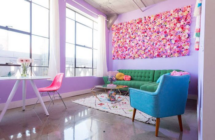 What It’s Like To Live Inside Of A Rainbow (21 pics)