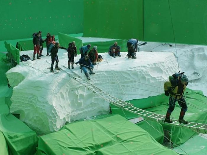 Special Effects Bring Movie Magic To Life (20 pics)