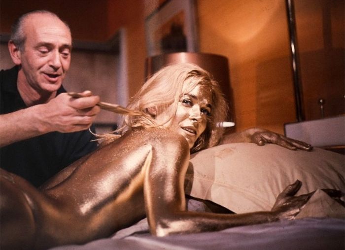 Captivating Behind The Scenes Photos From Famous Movie Sets (15 pics) Captivating Behind The Scenes Photos From Famous Movie Sets (15 pics)
