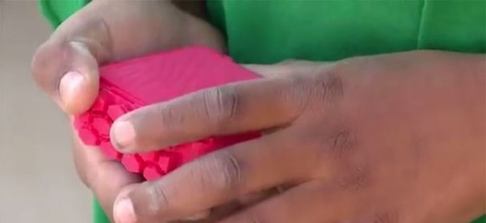 Little Boy Invents A Genius Device To Stop Children From Dying In Hot Cars (4 pics)