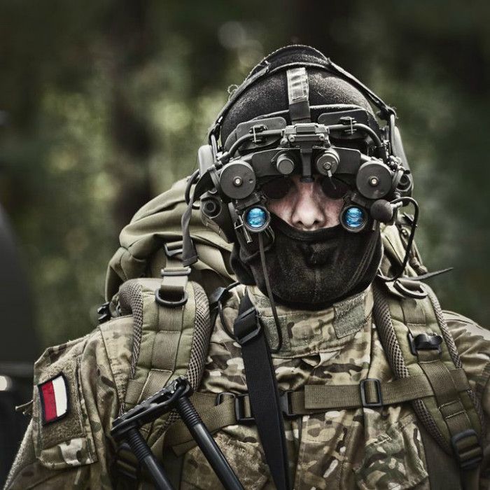 The Many Looks Of The Modern Military (19 pics)