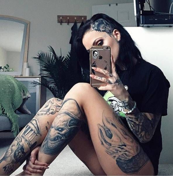 Tattooed Girls Are Extremely Sexy (30 pics)