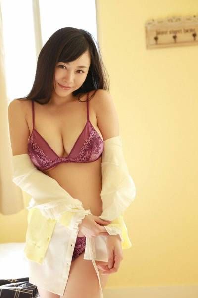 Sexy Asian Girls That Will Drive You Wild (33 pics)
