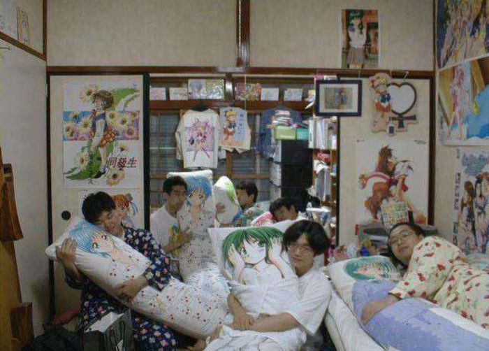 Japan Brings You A Massive Dose Of Awkwardness (45 pics)