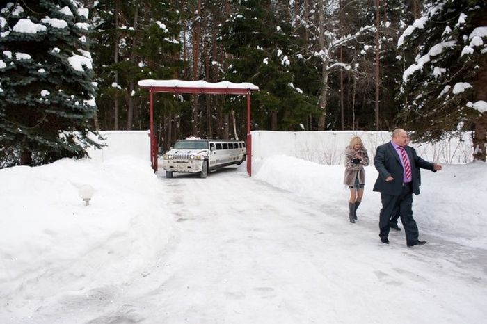 Russian Weddings Are Funny (21 pics)