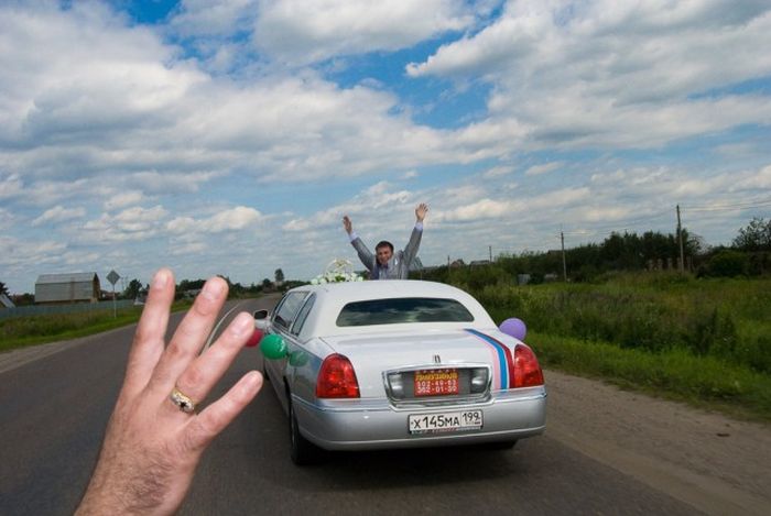 Russian Weddings Are Funny (21 pics)