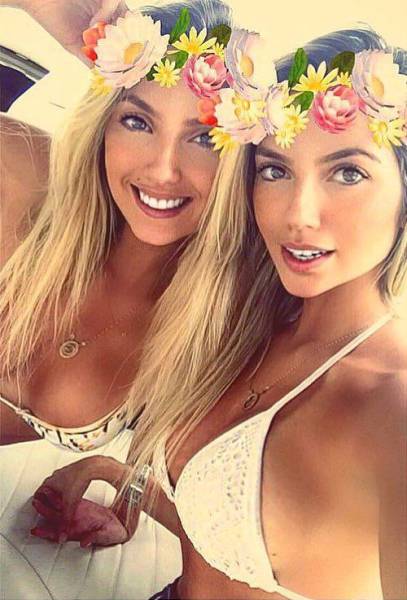 These Brazilian Twins Are Exactly What Your Instagram Needs (34 pics)