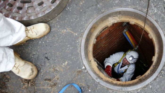 London Authorities Battle With Fatberg (4 pics)