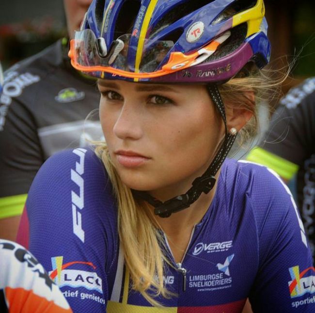 This Dutch Cyclist Will Steal Your Heart (12 pics)