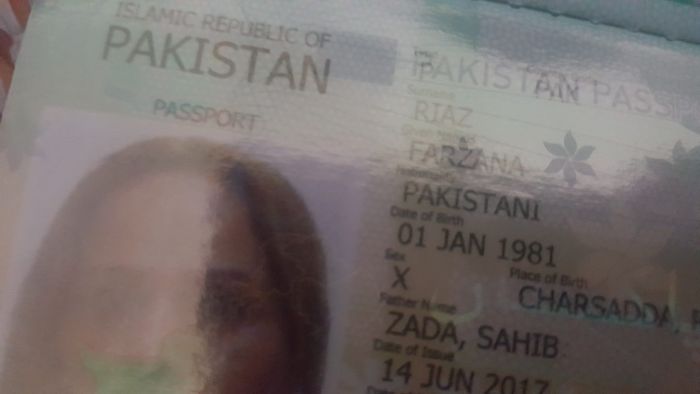 Government Of Pakistan Makes Change To Transgender Passports (2 pics)
