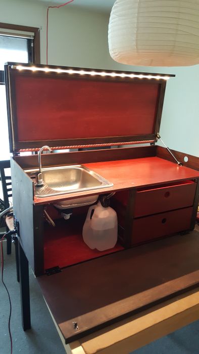 Guy Builds Camp Kitchen For His Girlfriend (19 pics)