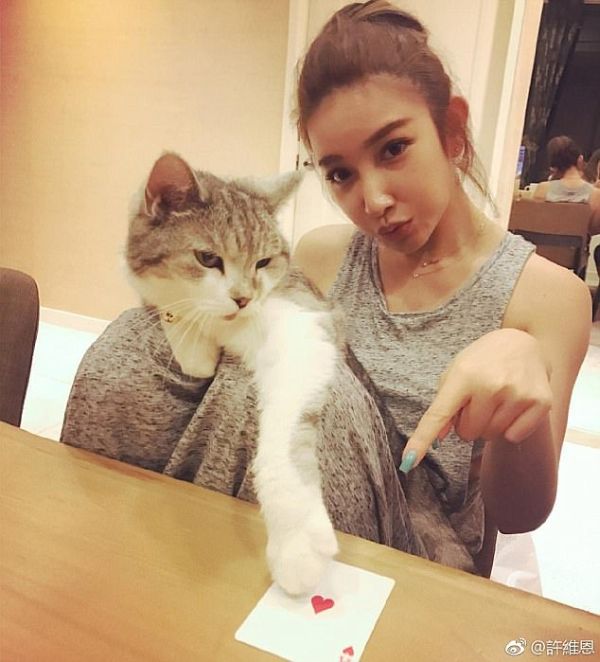 This Might Be The Most Youthful Family Ever (11 pics)
