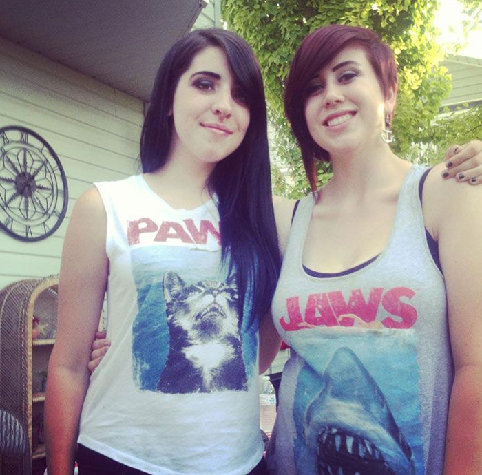 Genius T-Shirt Pairs You'll Wish You Thought Of First (25 pics)