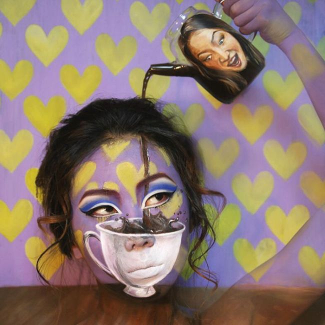 What This Artist Does To Her Face Will Seriously Mess Up Your Brain (29 pics)