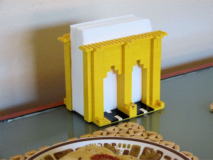 Really Cool Things You Can Do With Legos (32 pics)