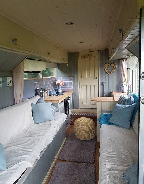 Couple Turns Bus Into Luxury Camper (13 pics)