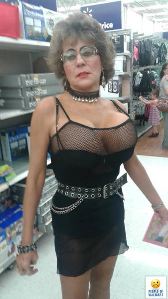 Walmart Is Like A Freak Show You Can Visit Whenever You Want (30 pics)