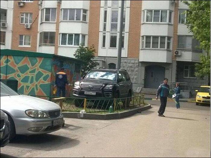 Why It's A Bad Idea To Park In Wrong Places (34 pics)