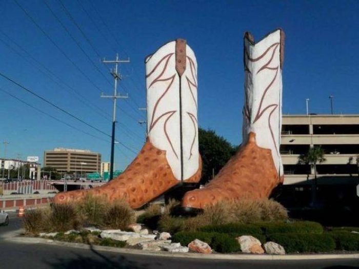 Texas Knows That Size Truly Does Matter (35 pics)