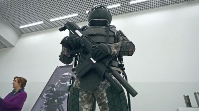 Russia's New Hi-Tech Armor Being Compared To Stormtroopers (7 pics)