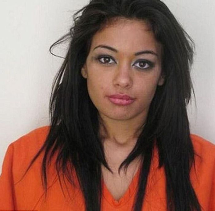 Bad Babes With Smoking Hot Mugshots (16 pics)