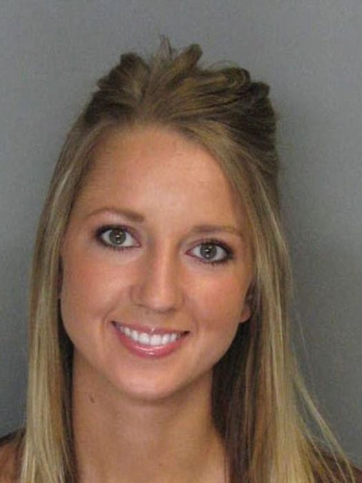 Bad Babes With Smoking Hot Mugshots (16 pics)