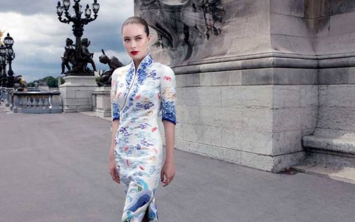 Chinese Airline Uniforms Rock The World Of Fashion (5 pics)