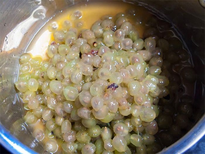 Terrifying Photos Of Peeled Fruits (17 pics)