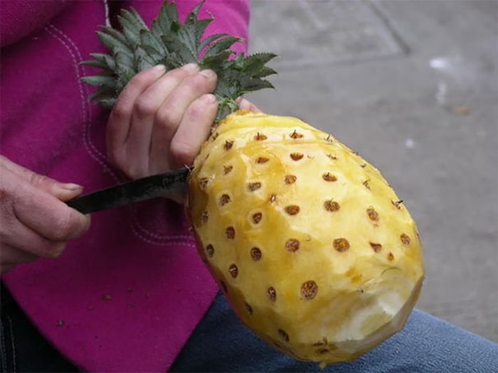 Terrifying Photos Of Peeled Fruits (17 pics)