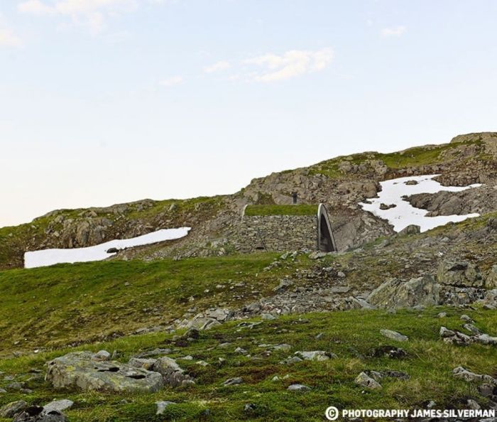 Hidden Houses For People Who Like Solitude (20 pics)