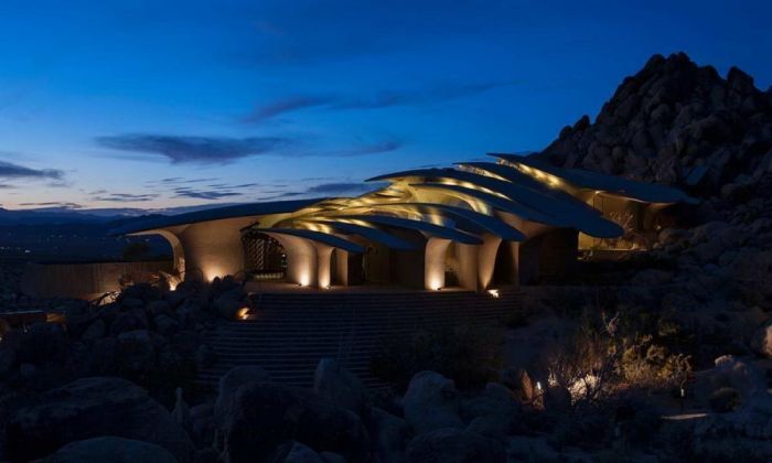 Hidden Houses For People Who Like Solitude (20 pics)