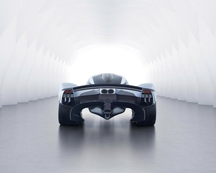 The Aston Martin Valkyrie Hypercar Is Stunning (5 pics)