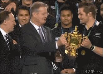 Confused Handshakes Are Always Awkward And Hilarious (13 gifs)