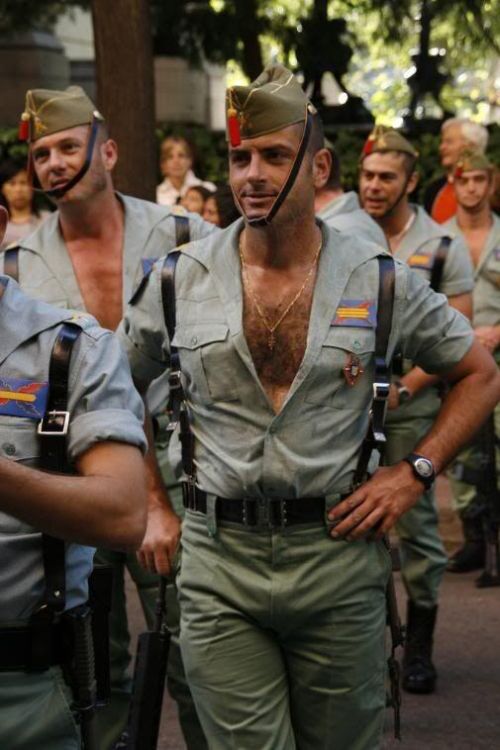 Spanish Legionnaires Outfits Come Under Fire (7 pics)