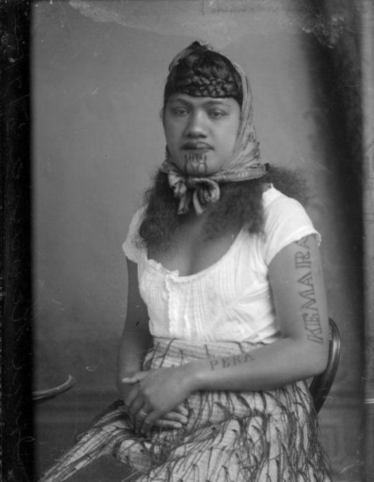 Maori Women With Tattoos On Their Faces (30 pics)