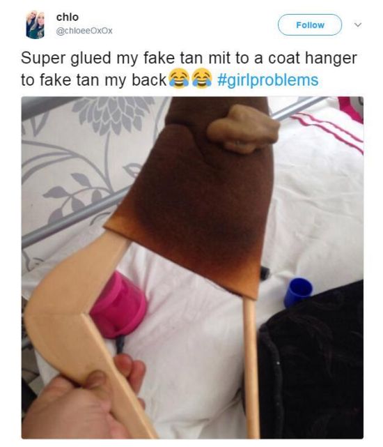 Tanning Addicts Find New Way To Fake Tan Their Backs (5 pics)