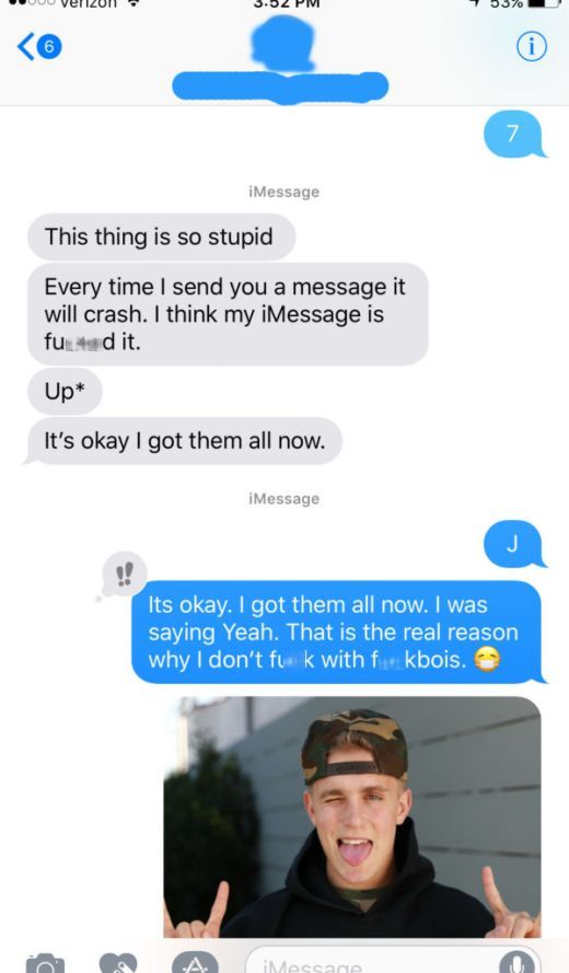 Gamer Uses His Call Of Duty Prestige To Get Sexy Nudes (7 pics)