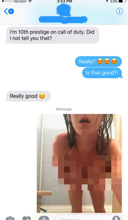 Gamer Uses His Call Of Duty Prestige To Get Sexy Nudes (7 pics)