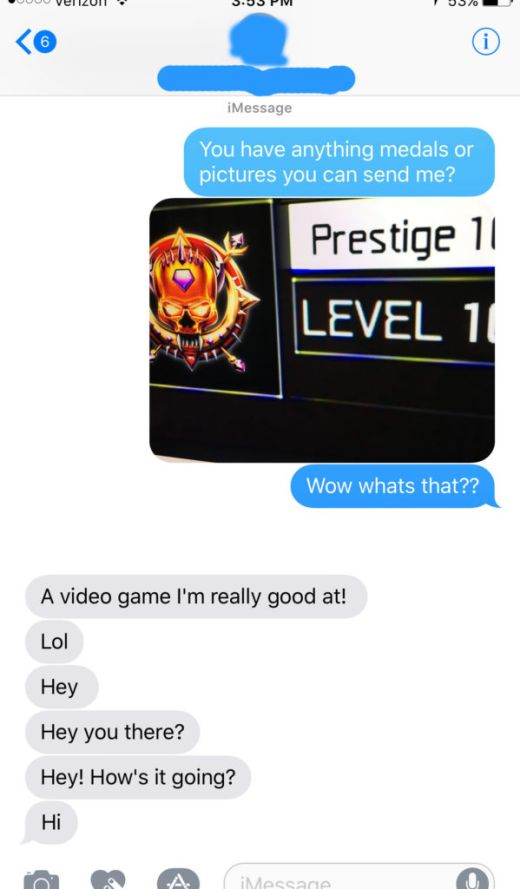 Gamer Uses His Call Of Duty Prestige To Get Sexy Nudes (7 pics)