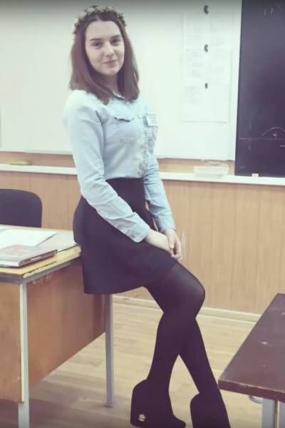 Sexy Teachers Who Could Teach You Some Naughty Things (33 pics)