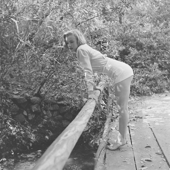 Unseen Photos Of Marilyn Monroe From The 1950s (10 pics)