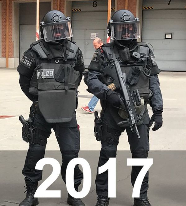 Police Back In The Day And Today (2 pics)