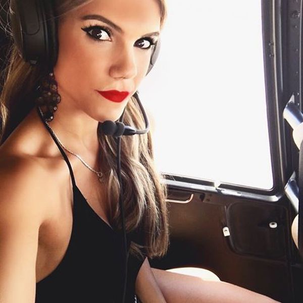 Hot Helicopter Pilot Luana Torres (17 pics)