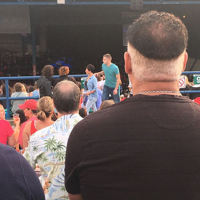 What Happens When You Don’t Go To See A Good Barber (26 pics)