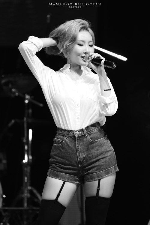 Hwasa Is Being Called The Korean Beyonce (12 pics)