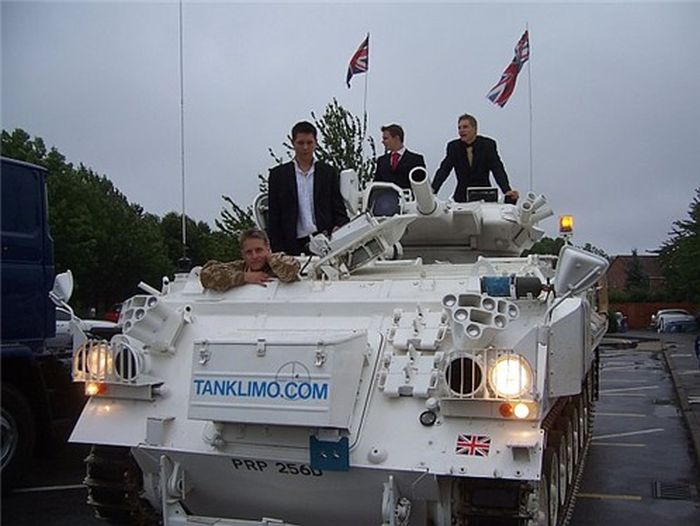 Her's What A Wedding Limousine Tank Looks Like (14 pics)